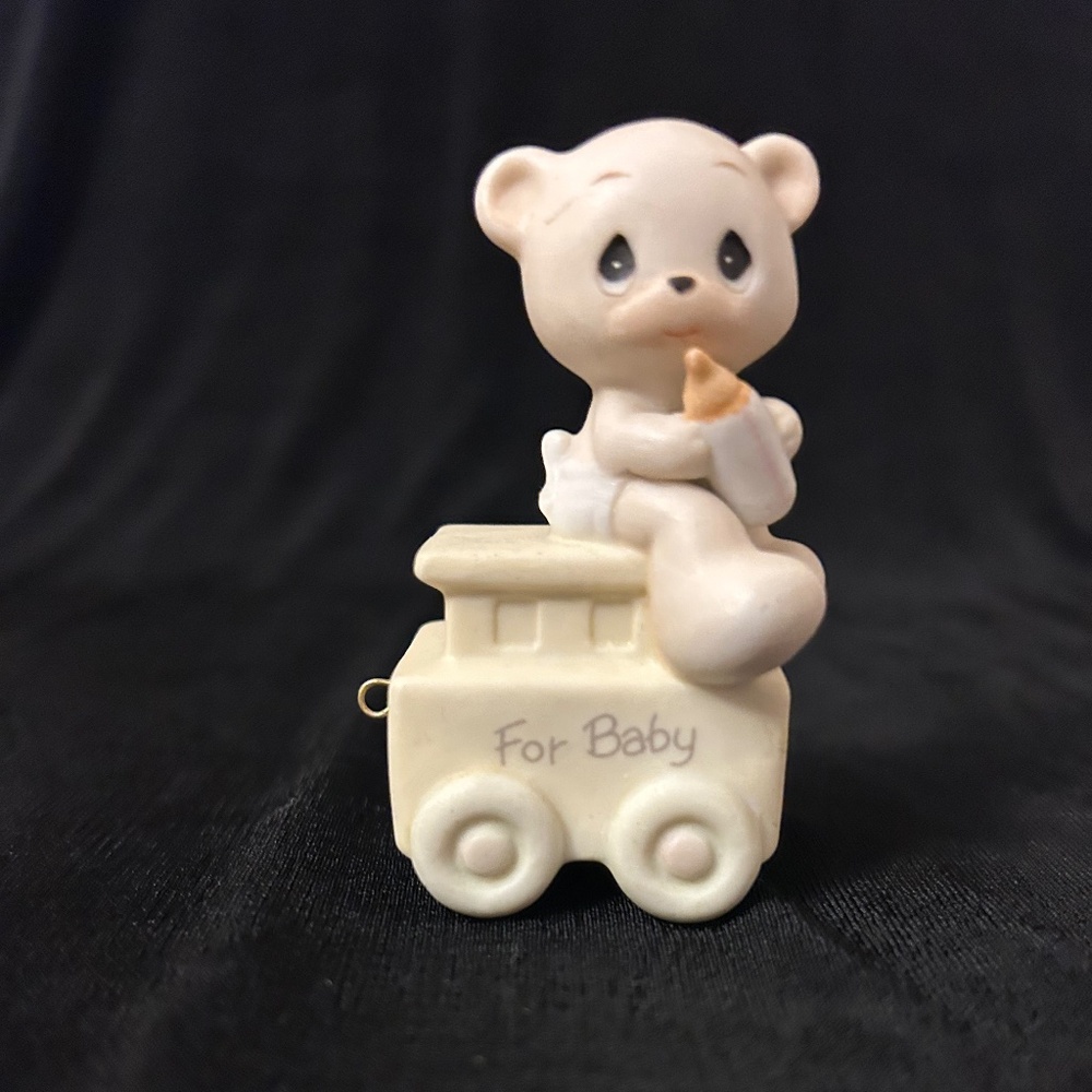 Precious Moments newborn train set piece